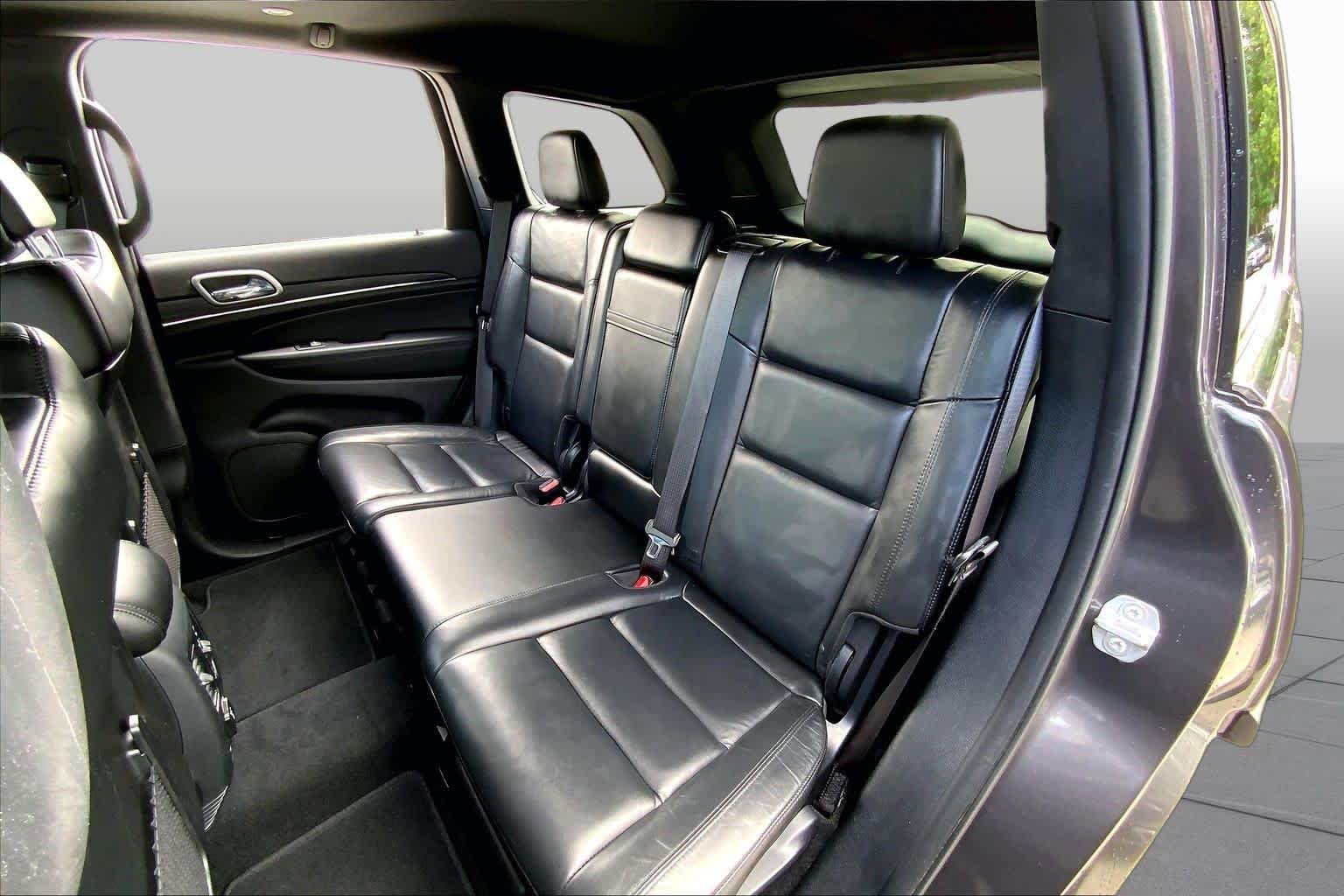 Used 2021 Sangria Metallic Clearcoat Jeep Limited image 21