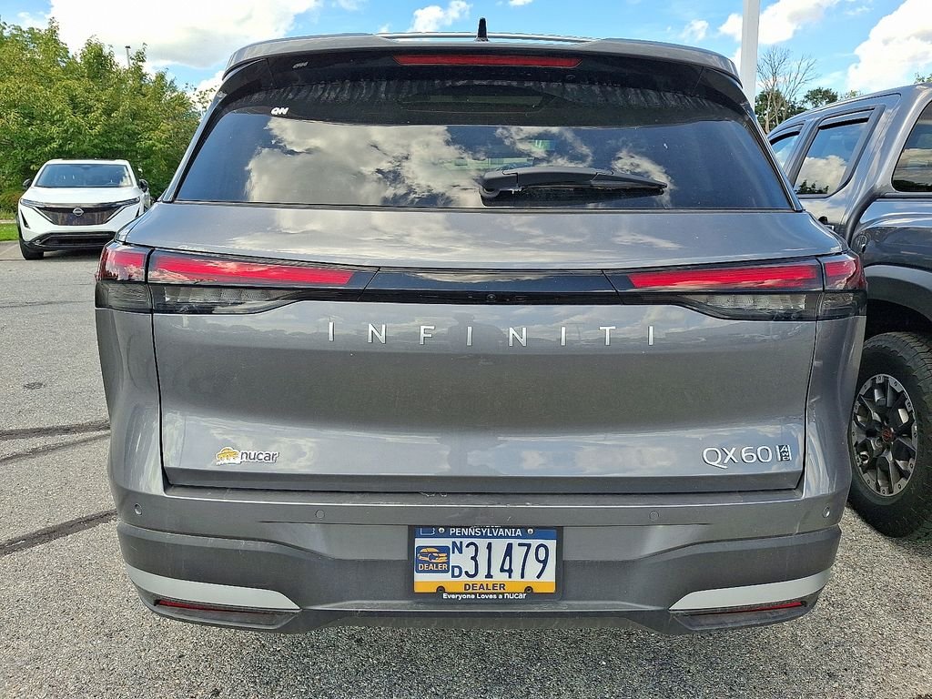Used 2026 Gray INFINITI LUXE image 6