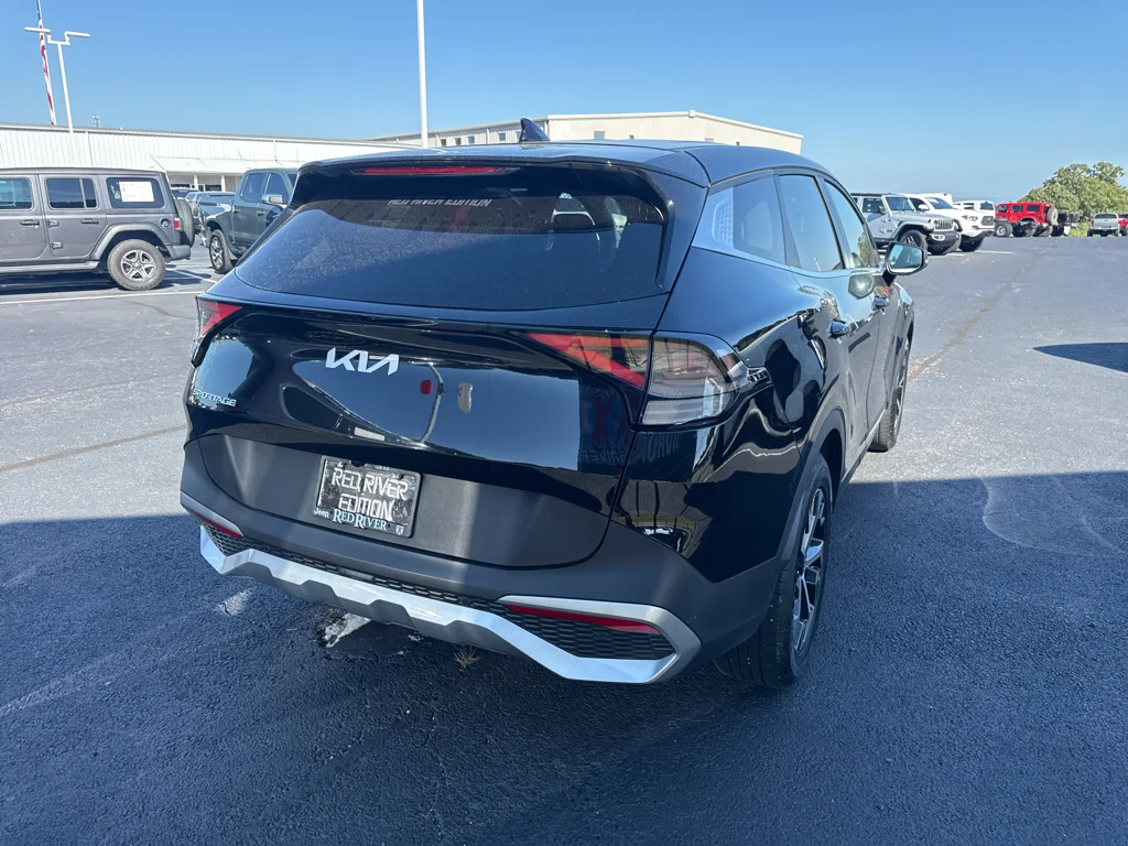 Used 2024 Ebony Black Kia EX image 5