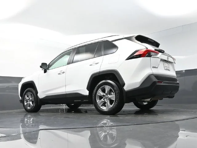 Used 2025 White Toyota XLE image 37