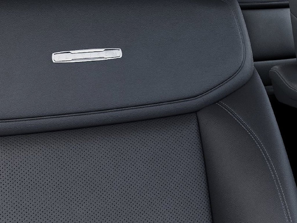 New 2027 Star White Metallic Tri-Coat Ford MAX Platinum image 16