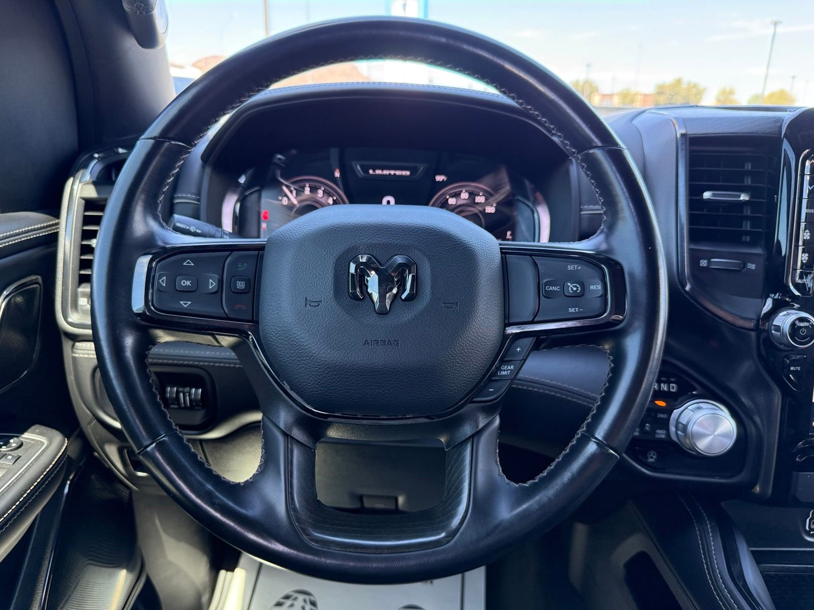 2023 RAM Ram 1500 Pickup Limited - Photo 16