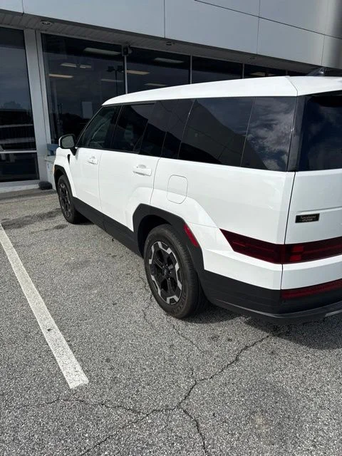 Certified Used 2026 White Hyundai SE image 3