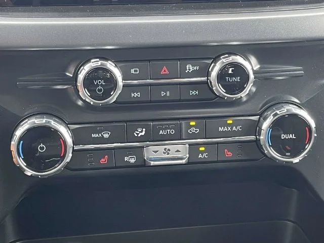 New 2026 Blue Ford XLT image 21