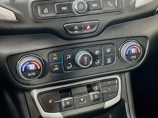2023 GMC Terrain SLE - Photo 19