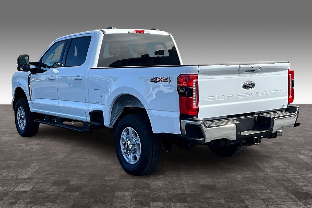2026 Ford F-350 Super Duty XLT - Photo 10