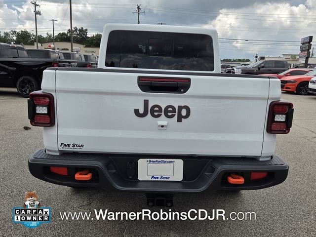 Used 2025 White Jeep Mojave image 11