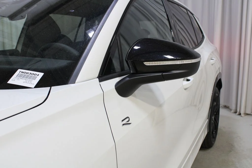 New 2026 White Volkswagen 2.0T SE R-Line Black image 35