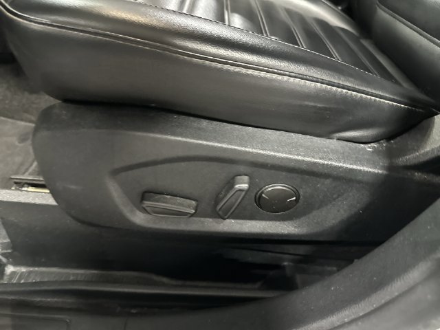 Used 2020 White Ford SEL image 18