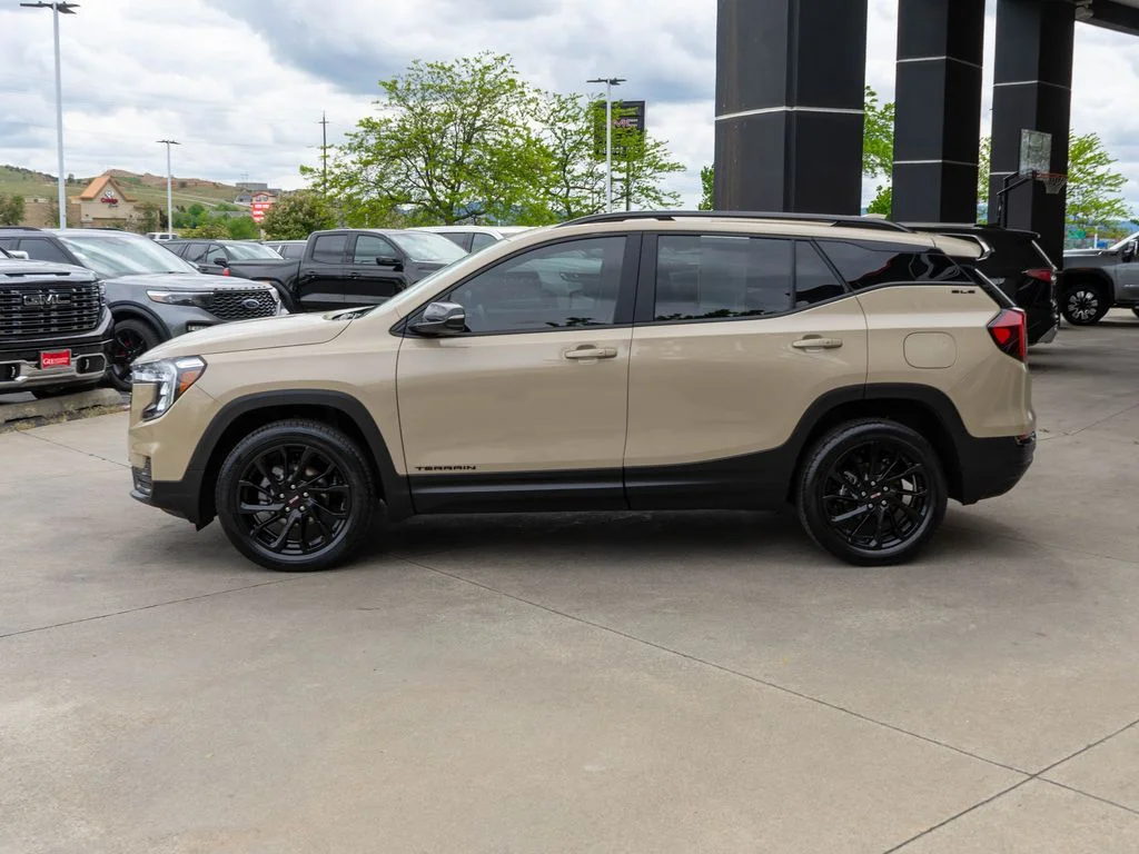 Used 2023 Beige GMC SLE image 4