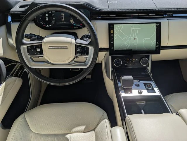 2023 Land Rover Range Rover SE - Photo 11
