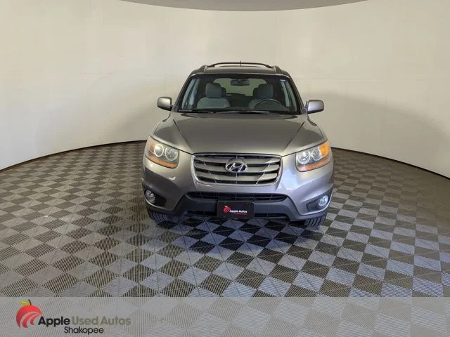 Used 2011 Gray Hyundai SE image 2
