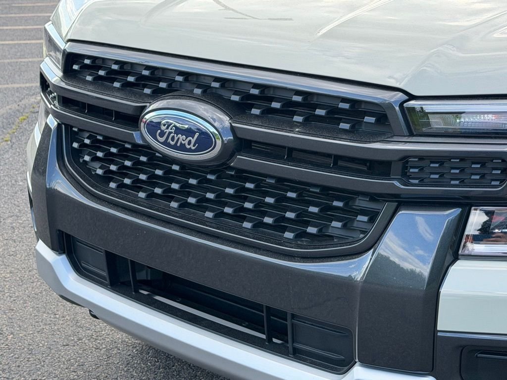 New 2026 Desert Sand Ford XLT image 32