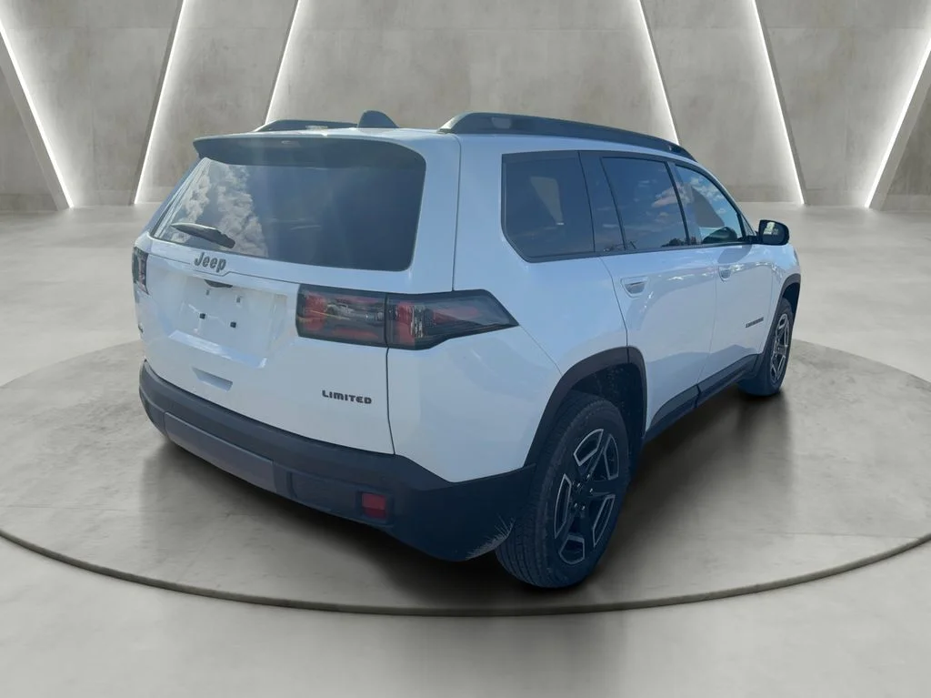 New 2026 Bright White Clear-Coat Exterior Paint Jeep Limited image 7