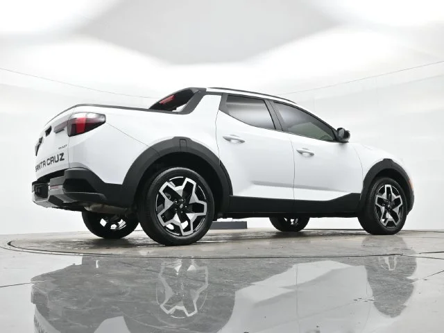 Used 2022 Ice White Hyundai Limited image 30