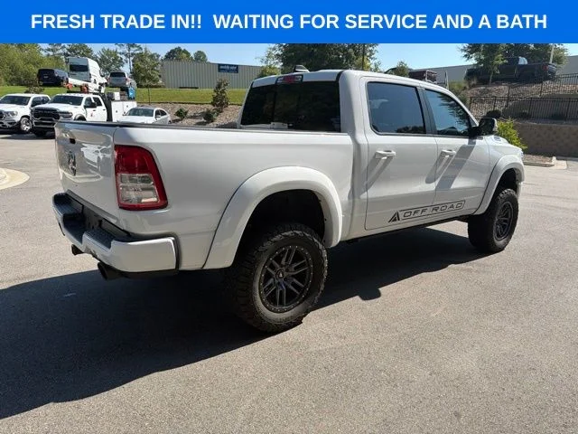 Used 2022 White Ram Big Horn/Lone Star image 7