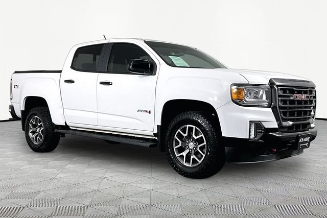 Used 2022 White GMC AT4 w/Leather image 3