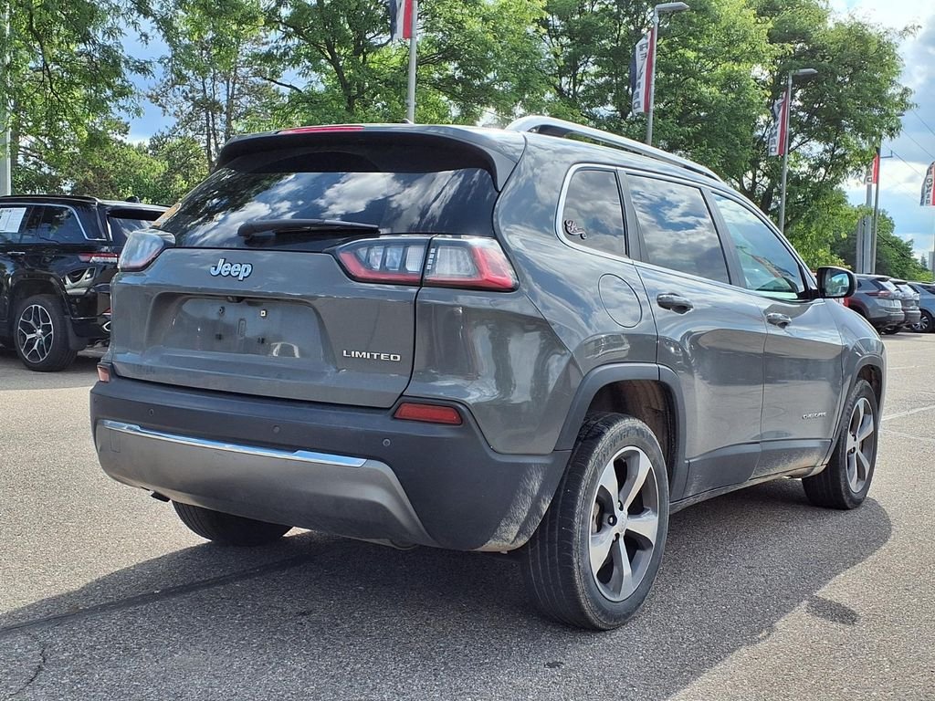 Used 2020 Gray Jeep Limited image 4