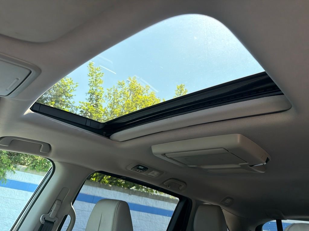Certified Used 2018 Modern Steel Metallic Honda EX-L image 11