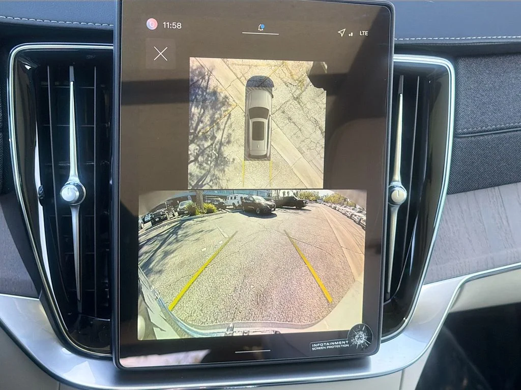 2026 Volvo XC90 Ultra - Photo 14