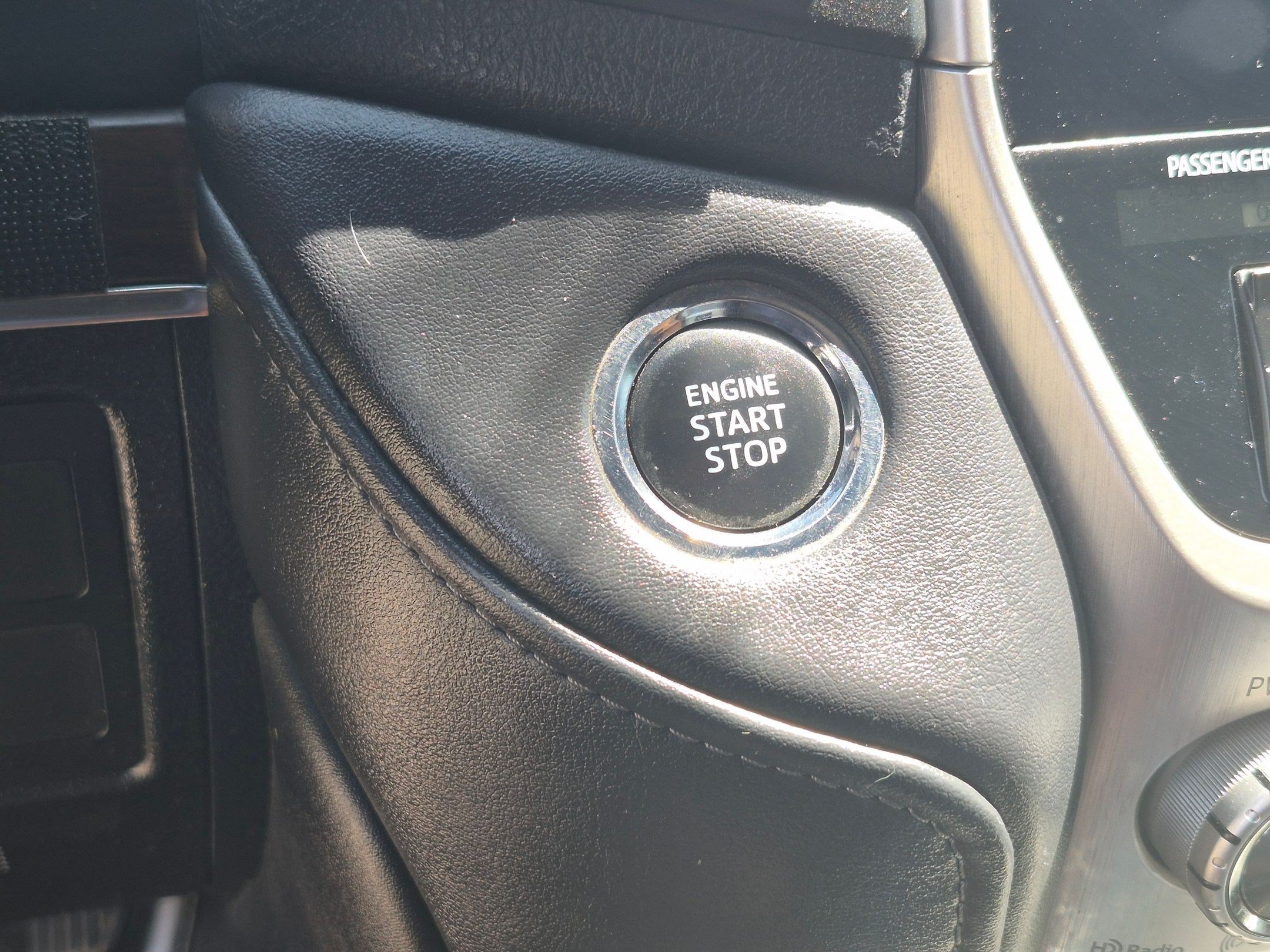 Used 2017 Midnight Black Metallic Toyota Base image 18