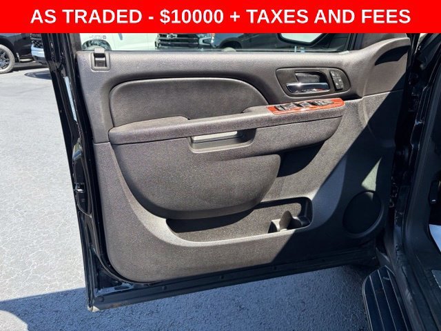 Used 2013 Black Chevrolet LTZ image 12