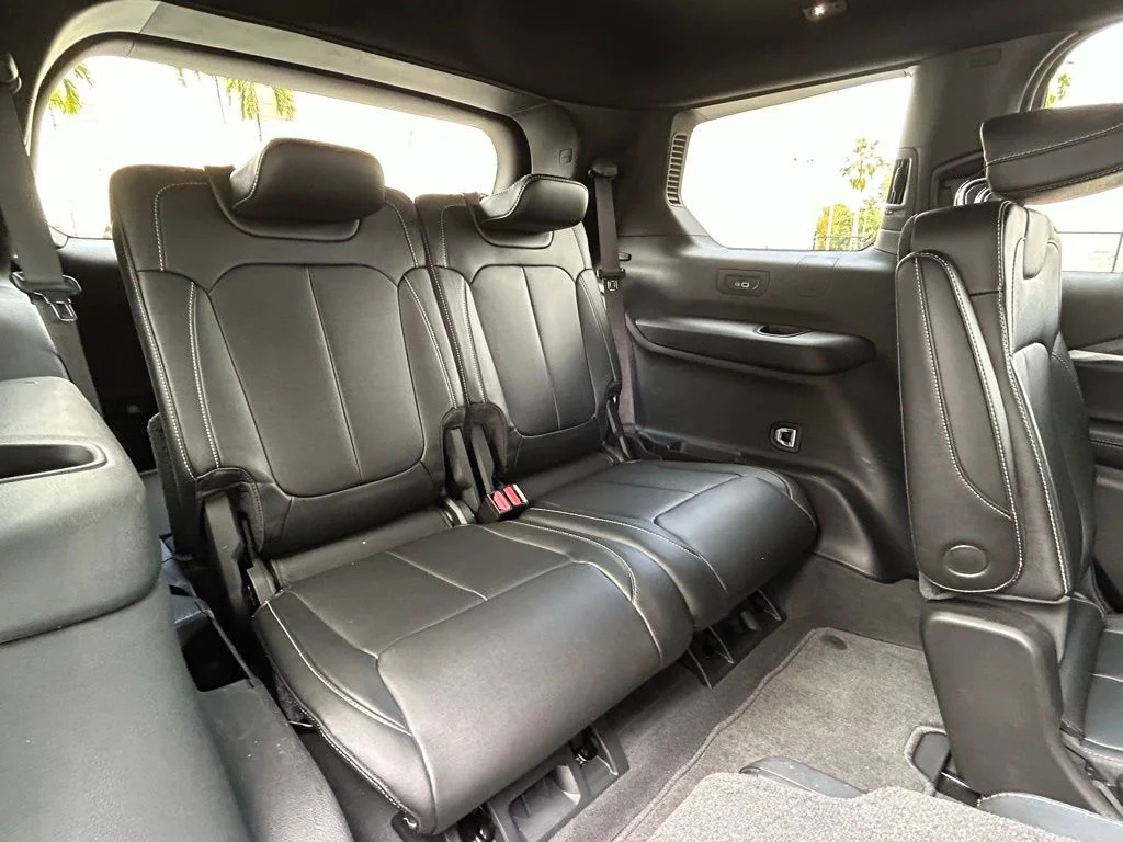 Used 2024 Gray Jeep Limited image 42