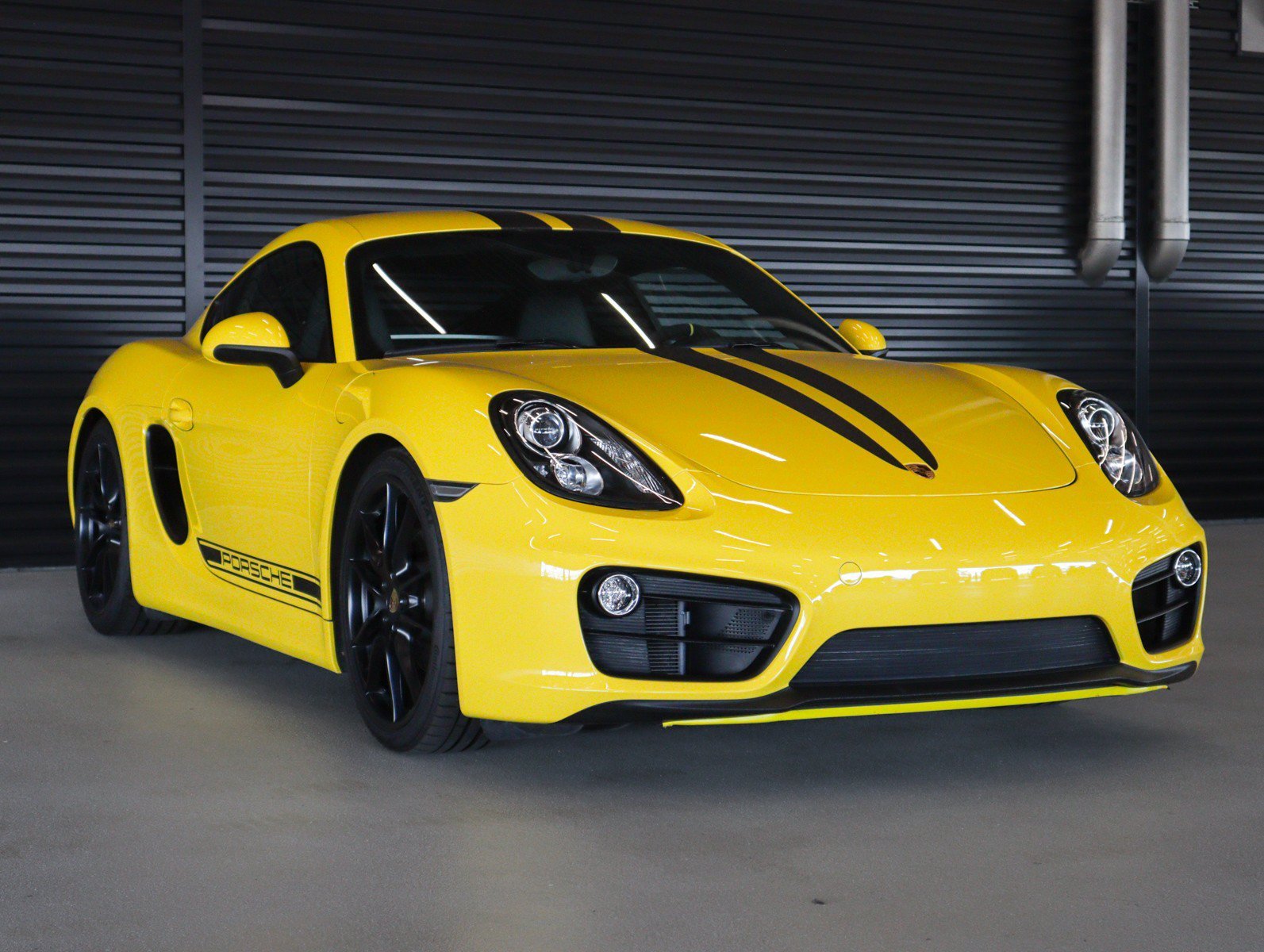 Used 2016 Racing Yellow Porsche  image 6