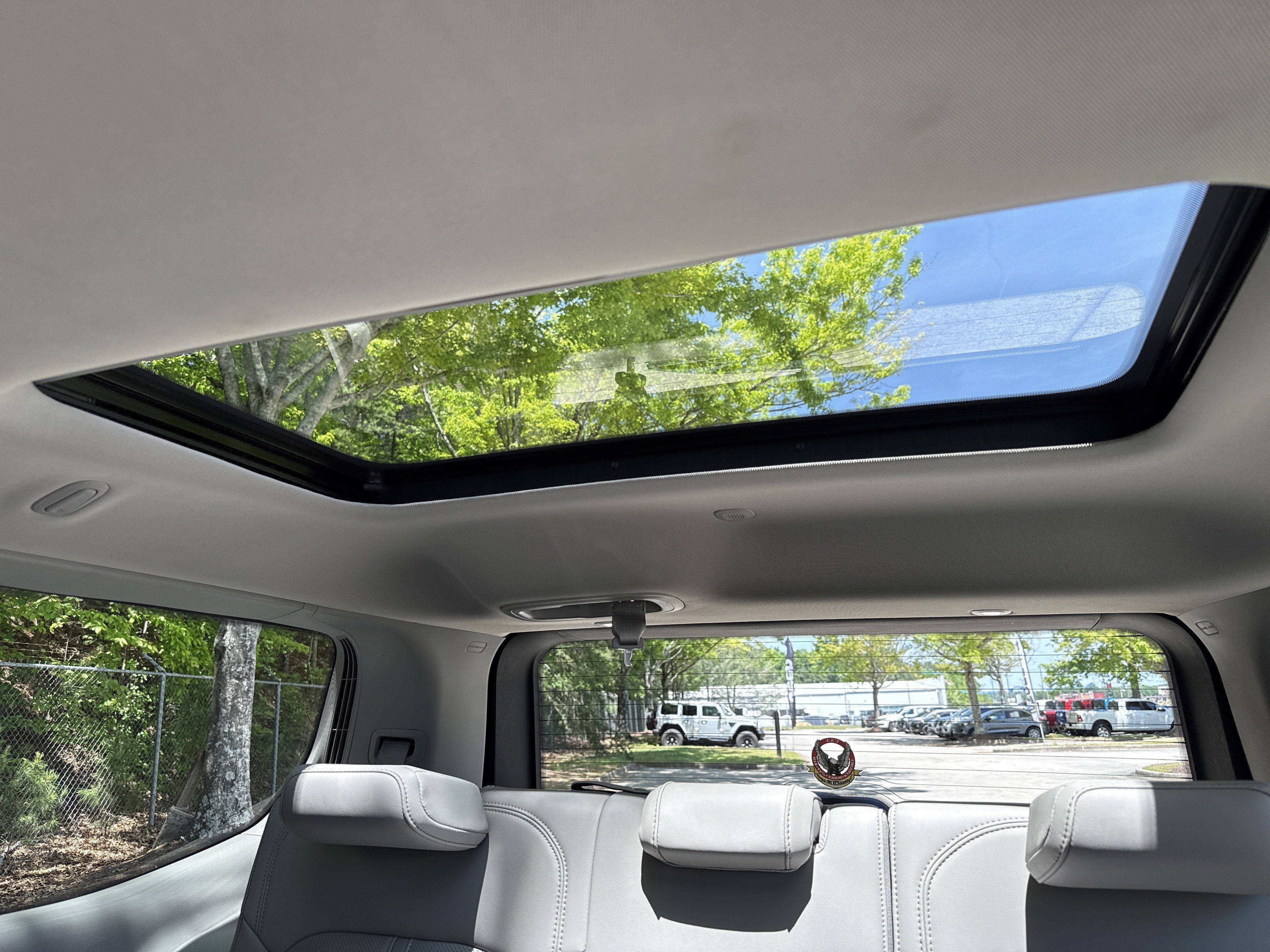 Used 2024 Diamond Black Crystal Pearlcoat Jeep Series II image 23