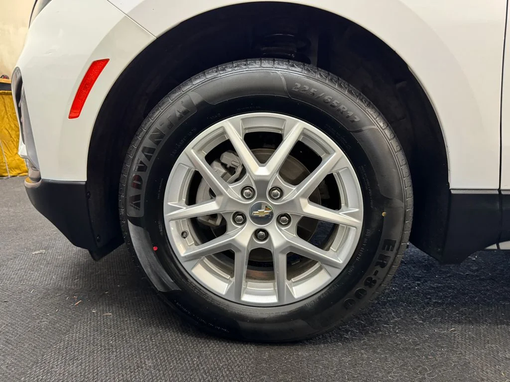 Used 2024 White Chevrolet LT image 13