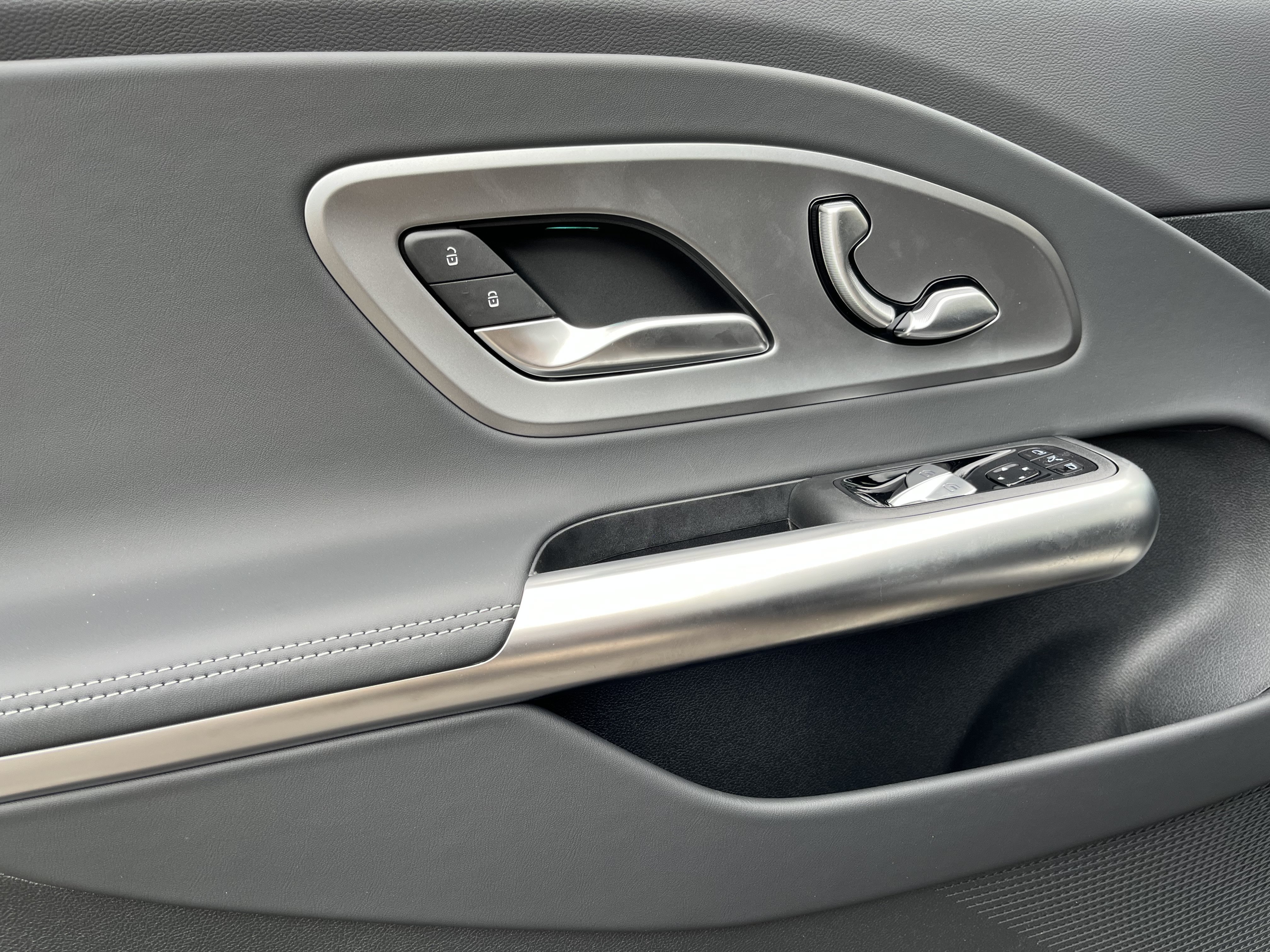 New 2027 Cosmos Black Metallic Mercedes-Benz CLA 250+ Electric image 13