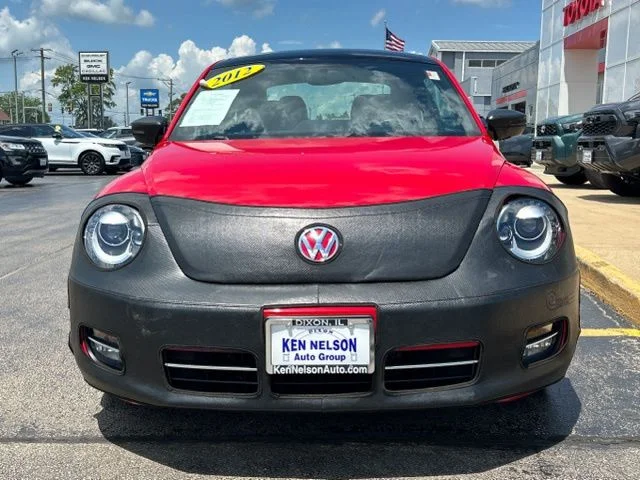 Used 2012 Volkswagen Beetle 2.0 with VIN 3VW4A7AT8CM664299 for sale in Dixon, IL