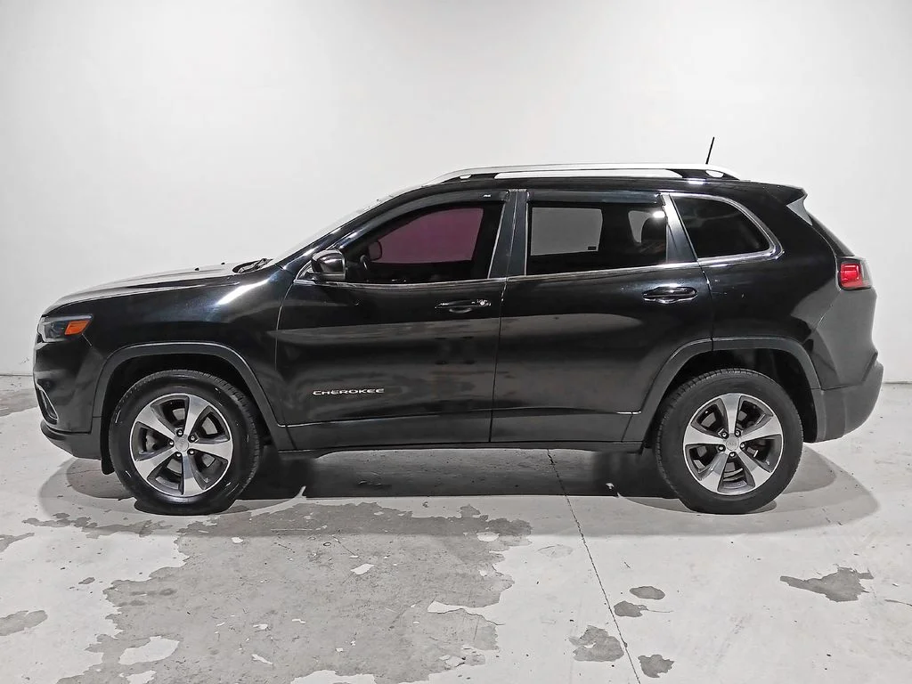 Used 2019 Black Jeep Limited image 4