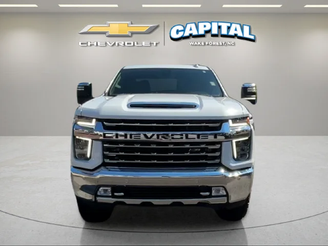 Used 2022 White Chevrolet LTZ image 10