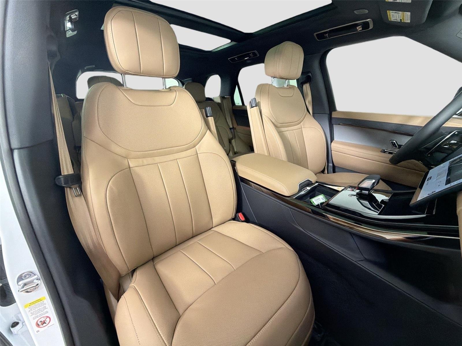 New 2026 Fuji White Land Rover SE P360 image 27