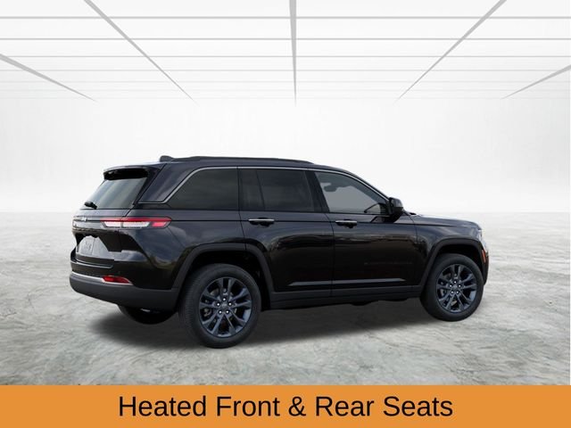 New 2026 Diamond Black Crystal Pearlcoat Jeep  image 5