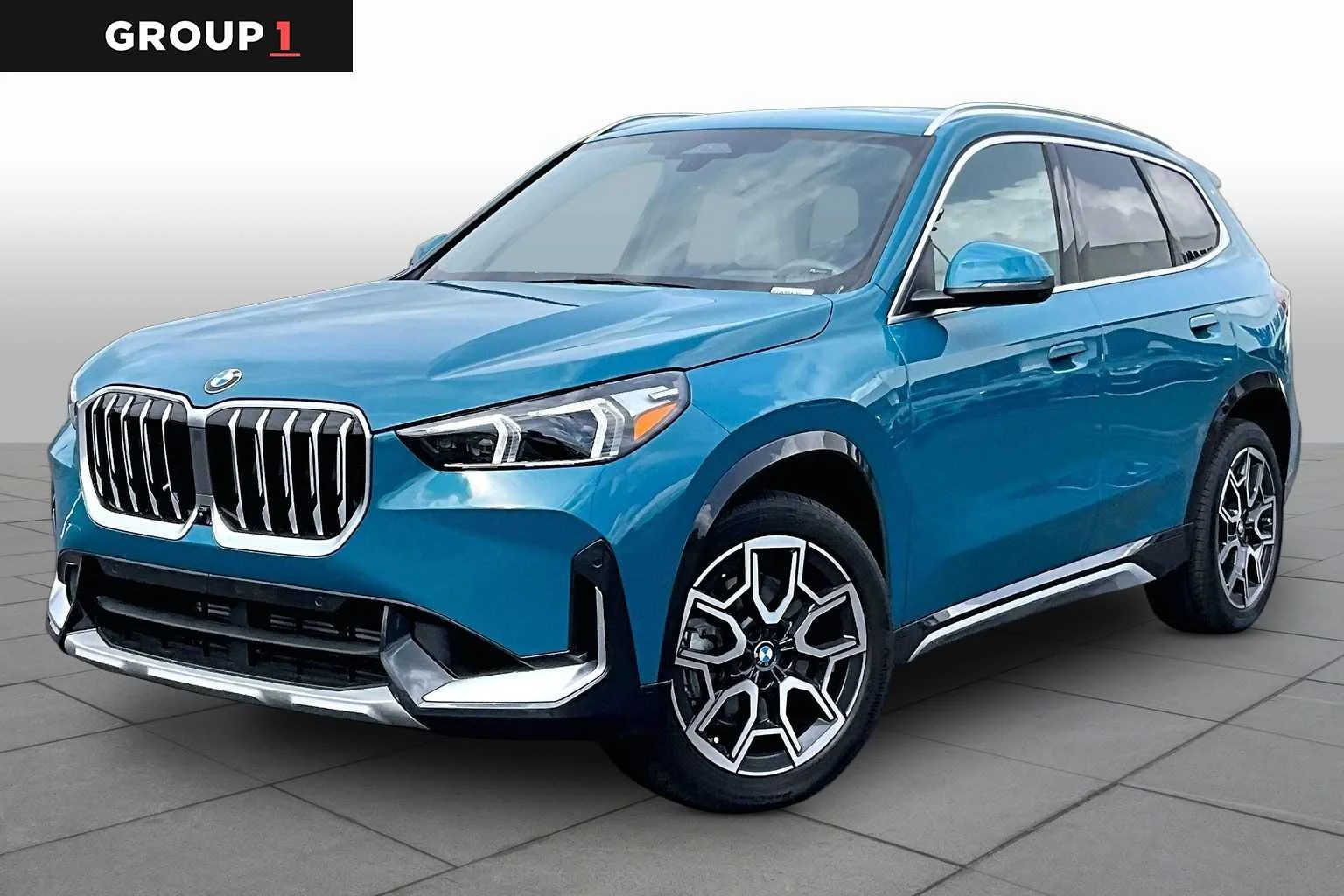 2025 BMW X1 xDrive28i's photo