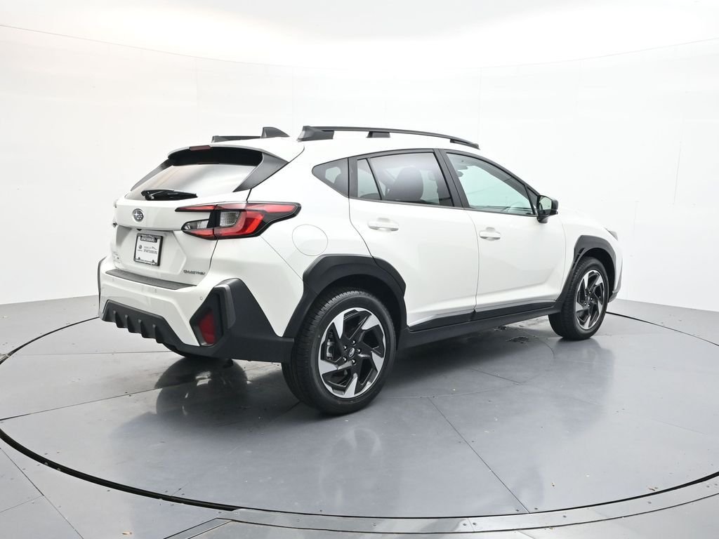Used 2025 Crystal White Pearl Subaru Limited image 7