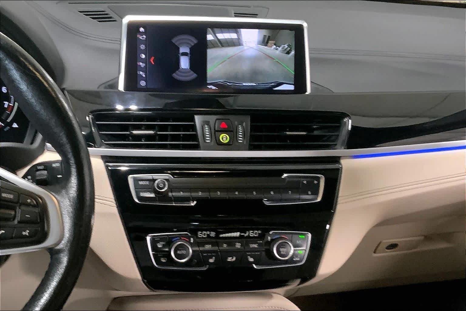 Used 2022 Jet Black BMW sDrive28i image 7
