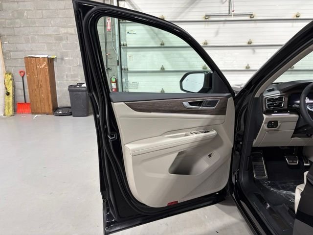 New 2026 Black Volkswagen 2.0T SEL Premium R-Line image 10