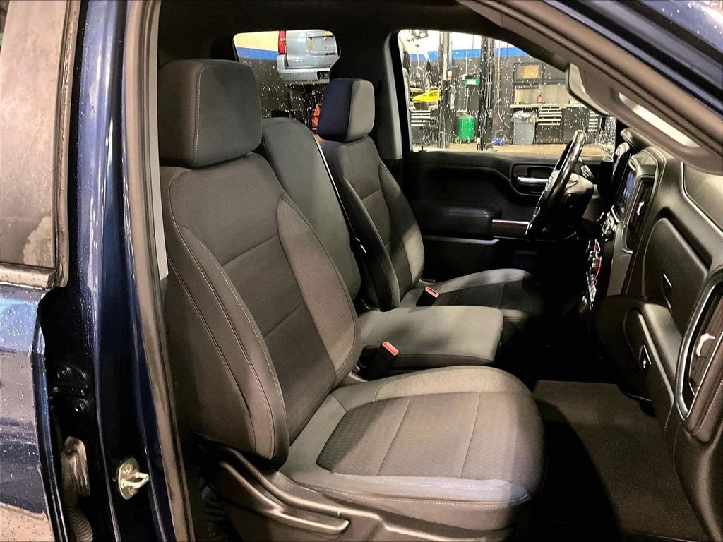 Used 2019 Blue Chevrolet RST image 11