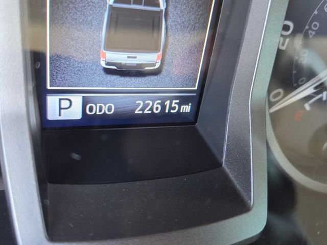 Used 2022 Gray Toyota SR5 image 28