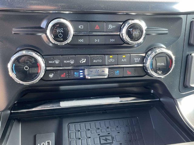 New 2026 Blue Ford Lariat image 10