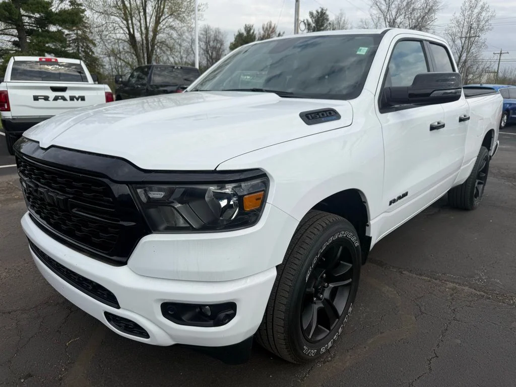 Used 2024 White Ram Big Horn/Lone Star image 2