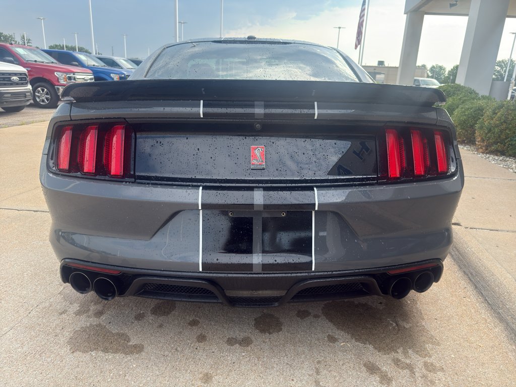 Used 2018 Grey Ford Shelby GT350 image 15