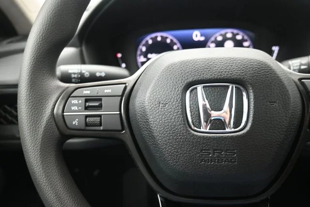New 2026 Platinum White Pearl Honda LX image 29