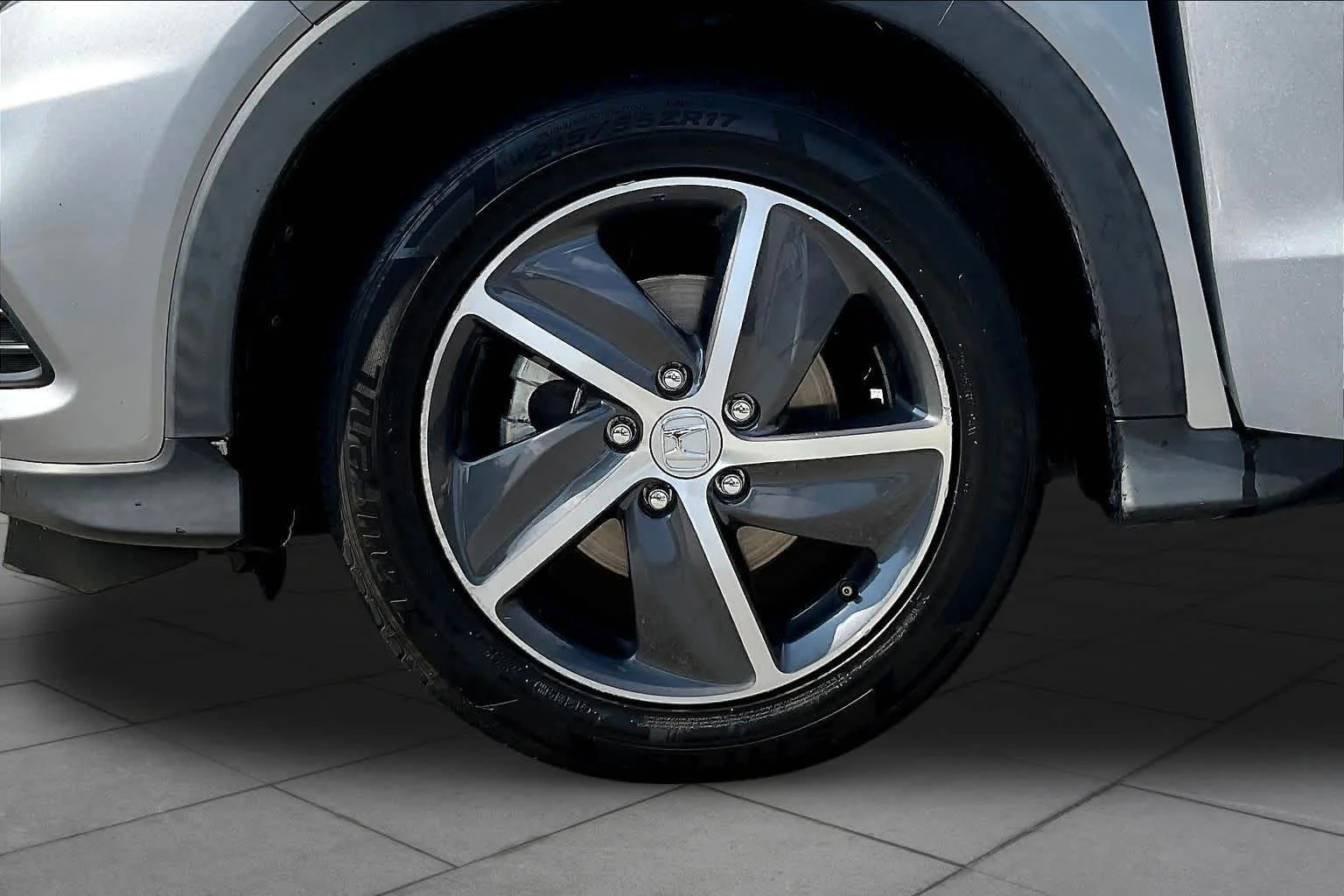 Used 2022 Lunar Silver Metallic Honda EX image 11