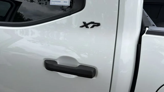 Used 2022 White Toyota SR5 image 38