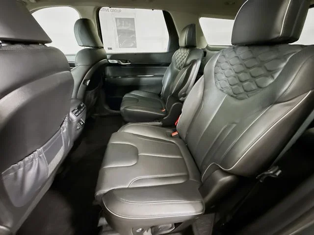 Used 2021 Green Hyundai Limited image 25