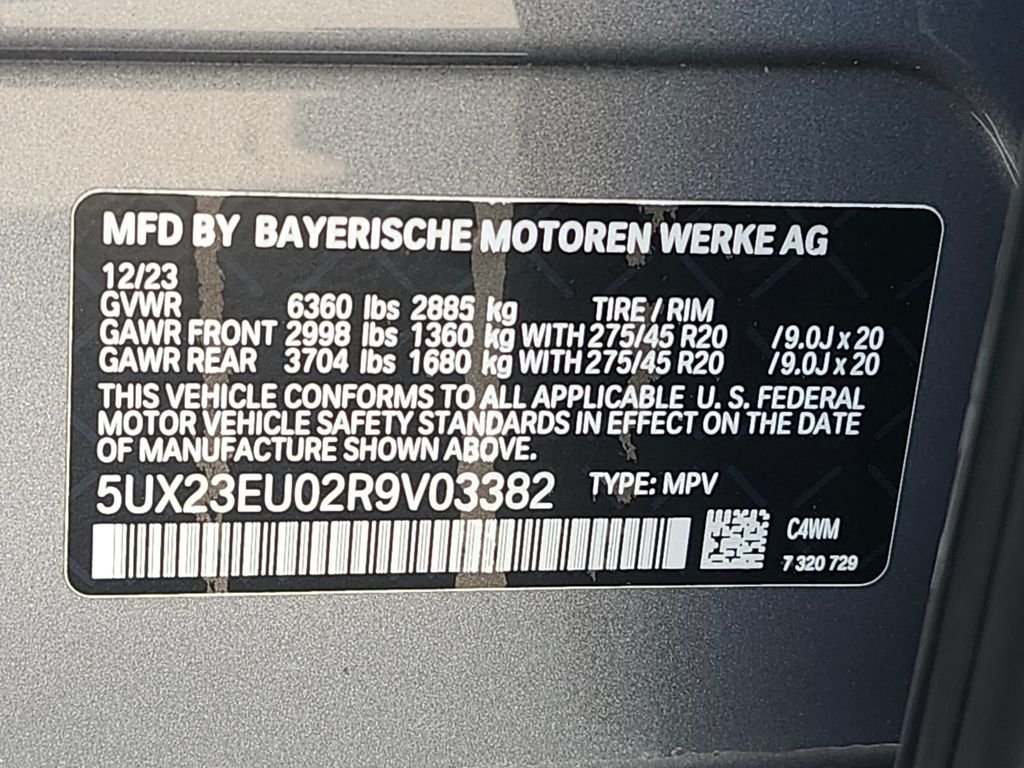 Used 2024 Gray BMW xDrive40i image 35